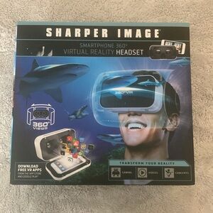Virtual Reality Headset